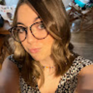 Meet your Posher, Ava